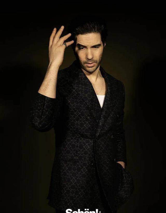 法国男神登中国杂志封面!lv护驾!才华颜值够格?_塔哈·拉辛_schn_唐璜