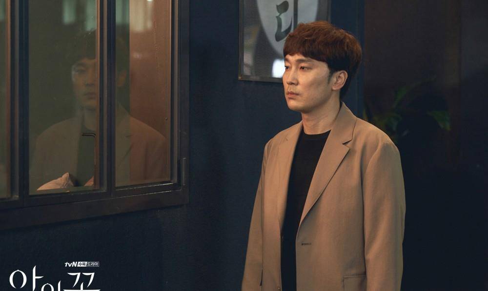 《恶之花》大结局剧照公开!李准基站上法庭_智媛_都海秀_白熙成