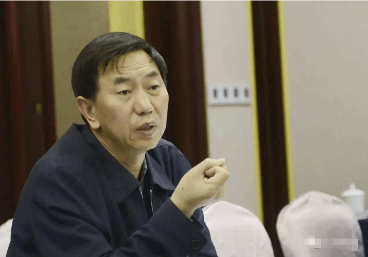 最受欢迎市长耿彦波,被称现实版"达康书记",学历履历让人钦佩_耿公