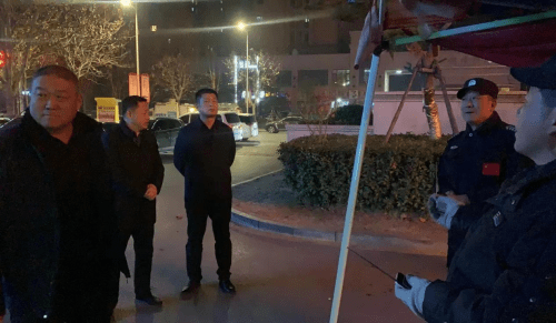 除夕夜送温暖 织牢“安全网” (图6)