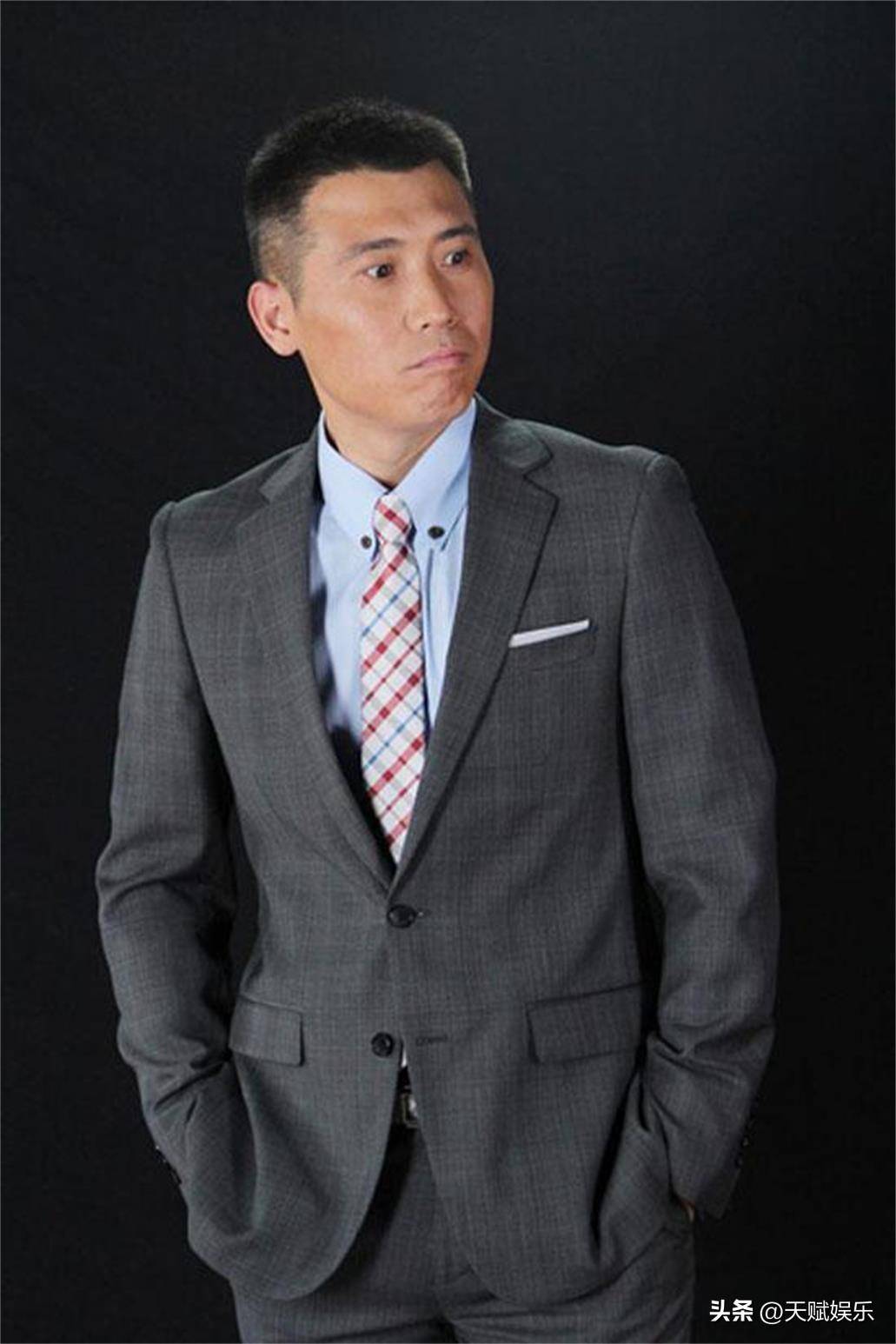 《不期而至》电视剧中的影视男演员李乃文4_交流_网络_侵权
