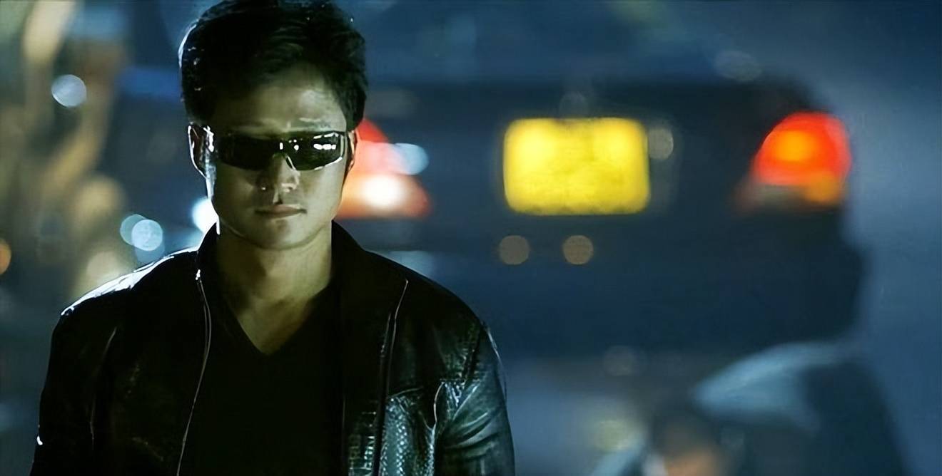 2.《男儿本色》这部电影就是《杀破狼》.