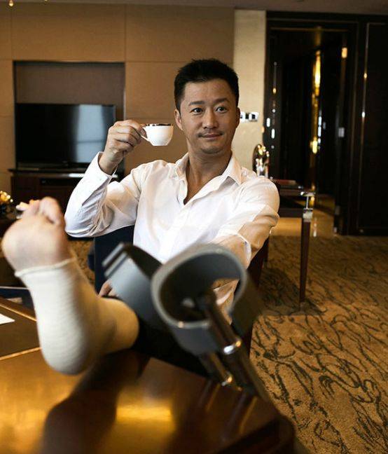 吴京回谢楠老家过年!