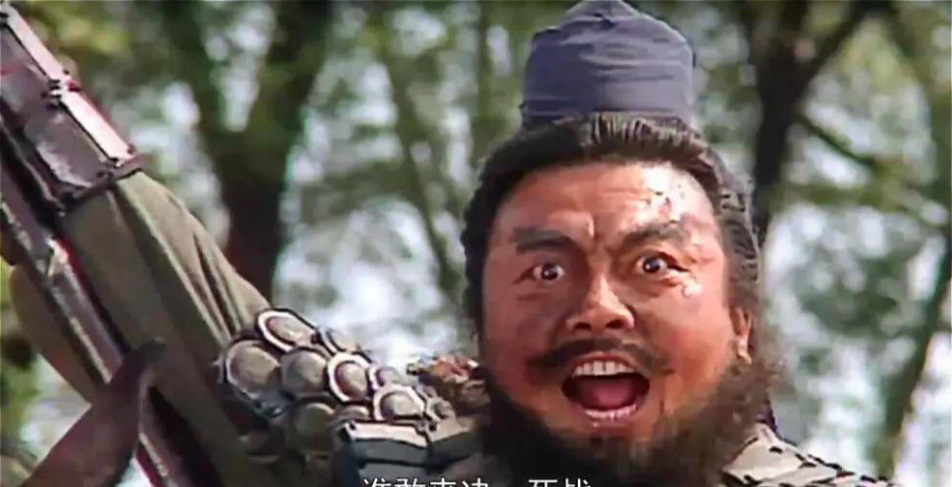 张飞率领二十骑兵断后,还派人在后方扬尘,以致当时尘头大起,让曹军疑