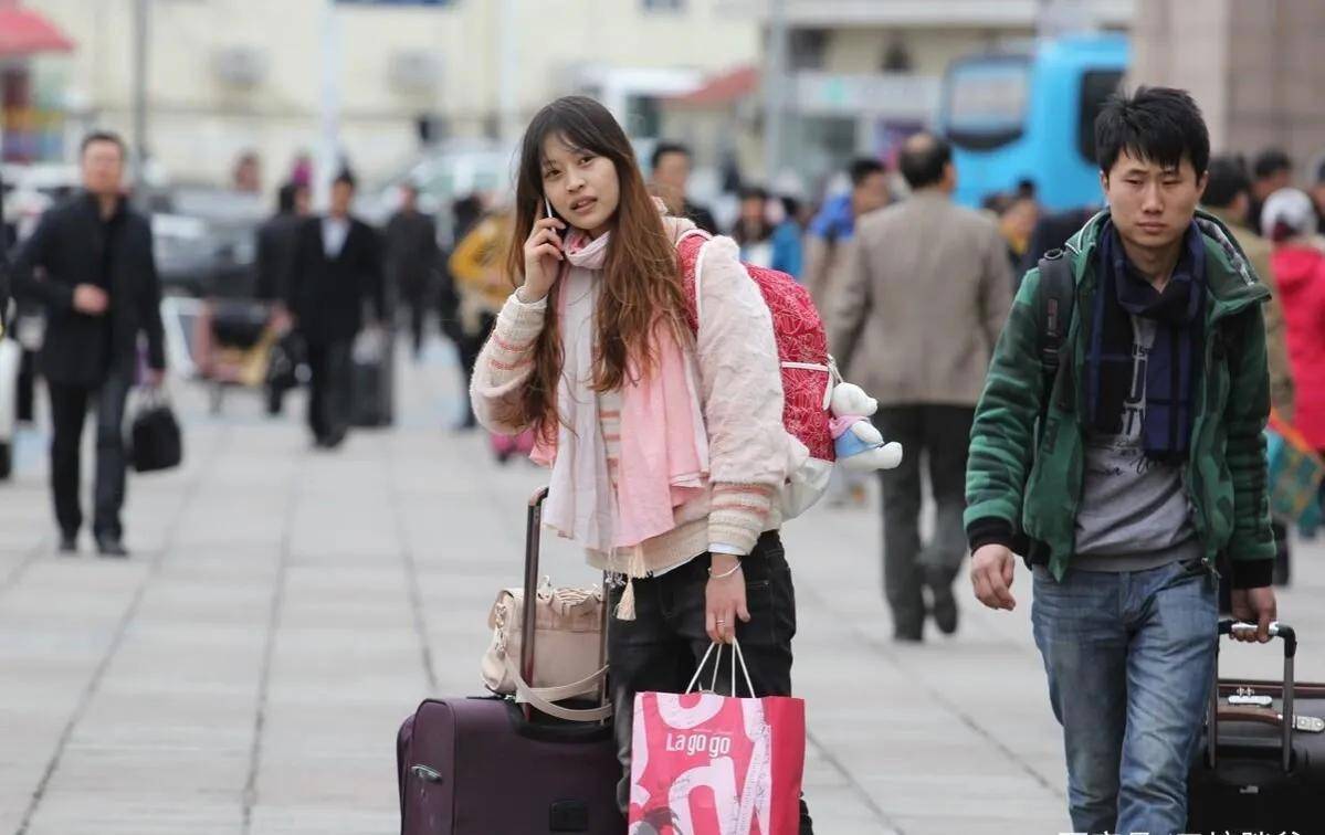 深圳往事:我在万人上市电子厂打工,看见了太多女工的露水姻缘_阿峰