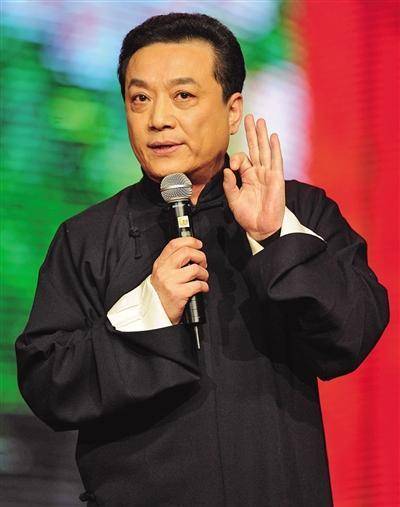 著名春晚相声演员王平:51岁时因劳累去世,葬礼蔡明姜昆前来送别_小号