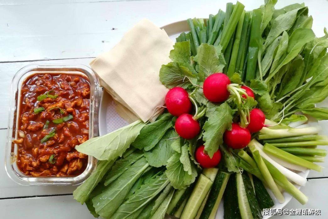 第三道就是锅包肉,东北人骨子里还是很爱吃肉的,所以锅包肉就能派上用