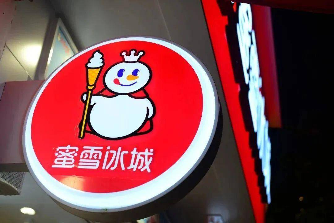 logo像雪花的衣服牌子图片