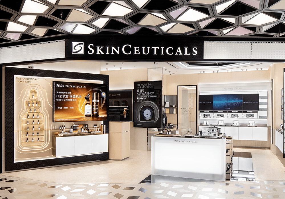 收揽年轻消费者心智,"专业性年轻化"也成为修丽可品牌近年来的着眼点