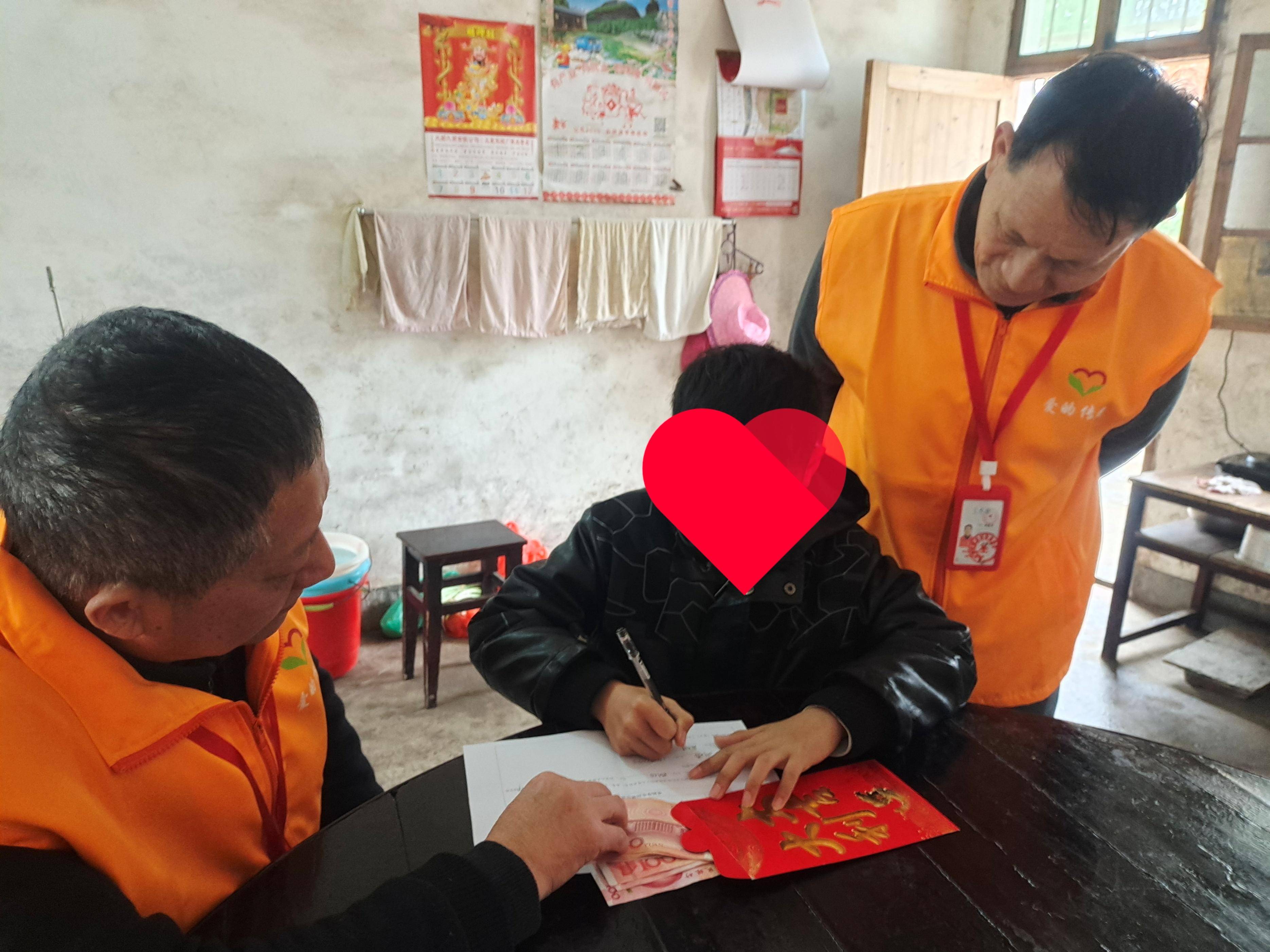 瑞金赋能公益:护航困境儿童健康成长_父亲_助学_壬田镇