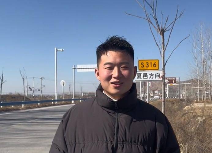 农村小杨为父母错误买单,24岁照顾4个残疾,被网友质疑是剧本_生活