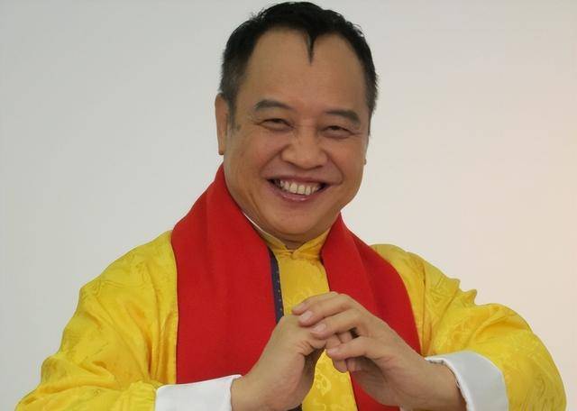 再来说说生意版图庞大的司徒法正.司徒法正走上风水之路也是机缘巧合.