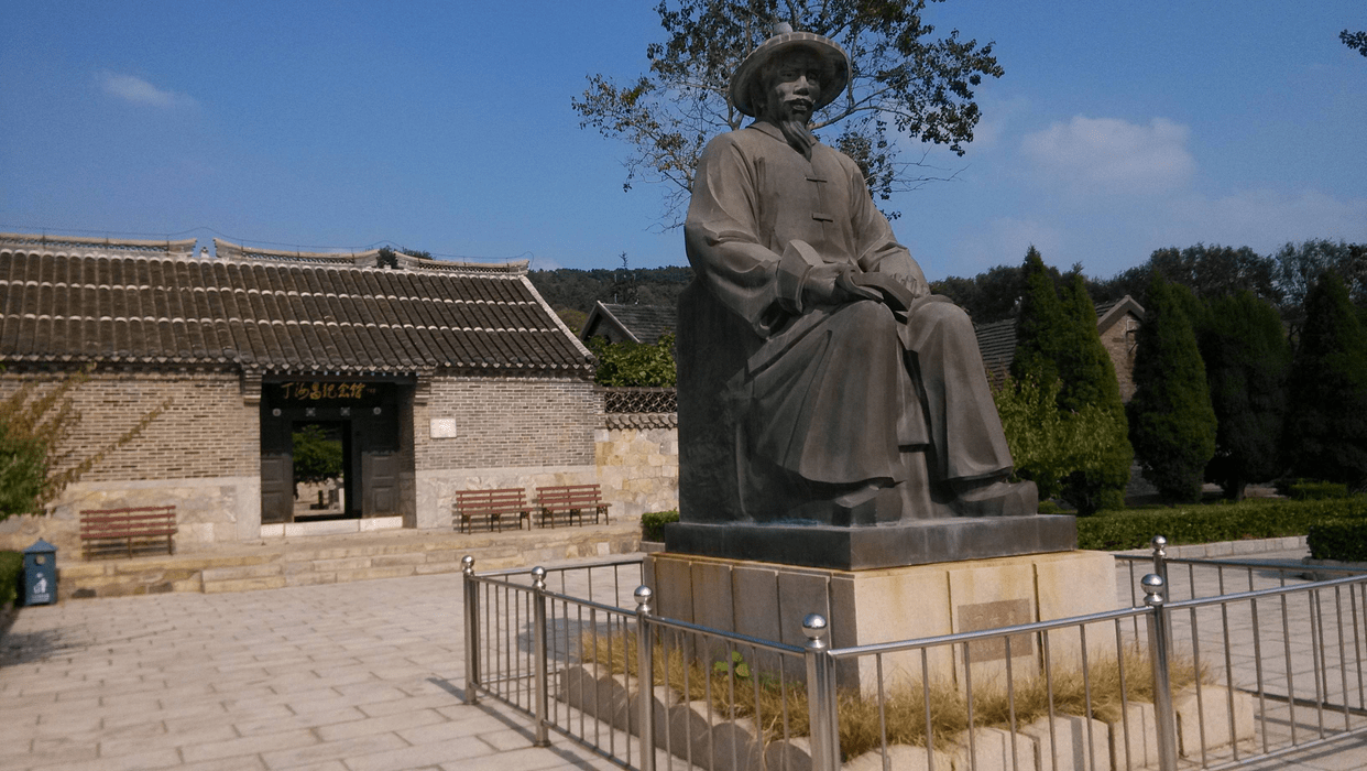 太平天国降将丁汝昌，为什么最后成了北洋提督？这个人作用很重要_程学启_李鸿章_刘铭传