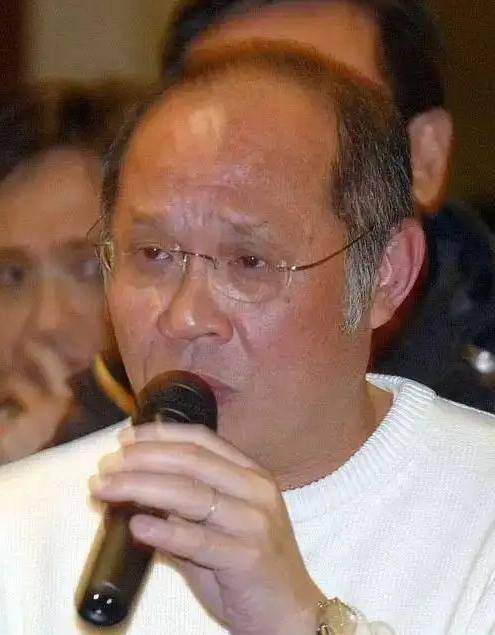 曾收购邵氏公司,岑建勋真实身份惊人,3婚3离后又认识