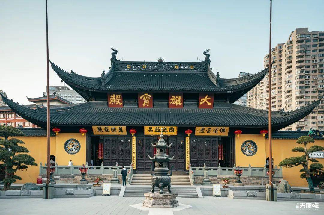 宝山寺庙介绍图片