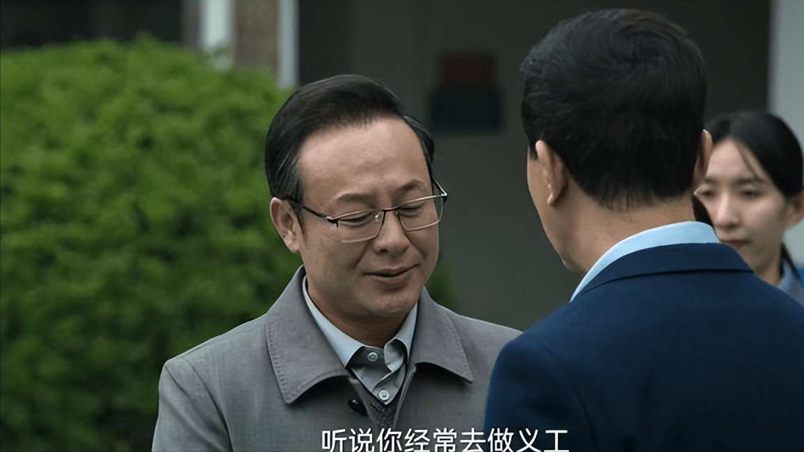 《狂飙》程程为何输给高启强？名校出身都不是错，这点却没悟透！_实力_能力_大嫂