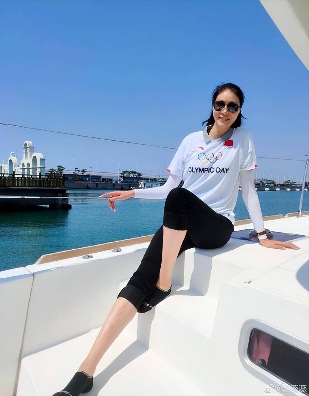 赵蕊蕊:20岁成世界冠军,被称"玻璃美人",如今42岁仍单身_比赛_训练