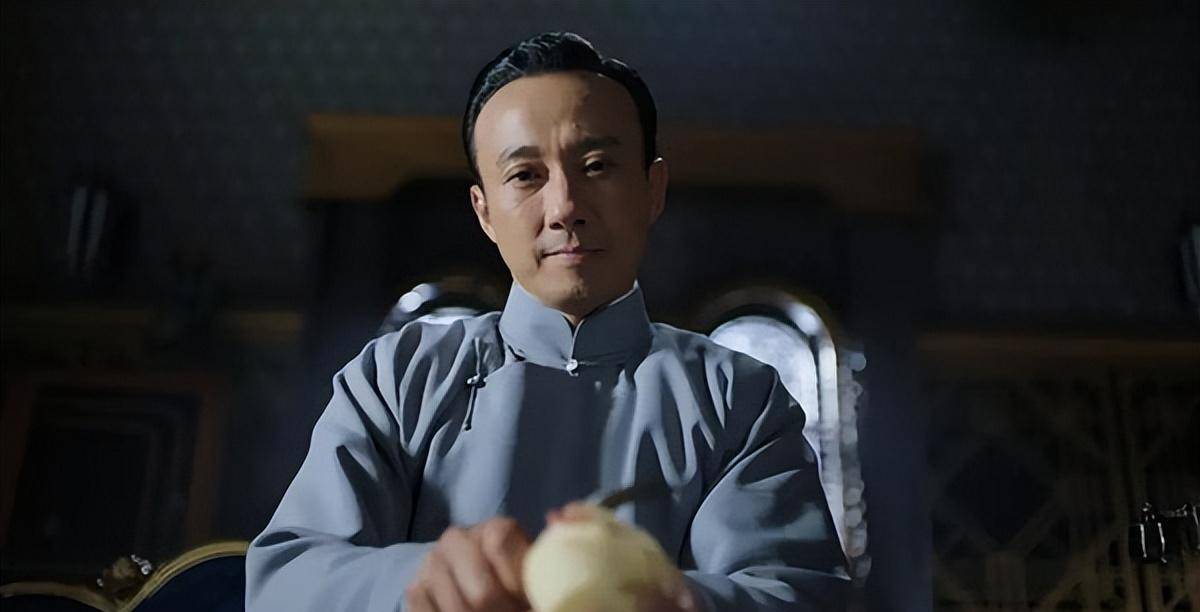 仅1人将他演活了,杜月笙女儿却说有一点不像_上海_冯小刚_杜先生