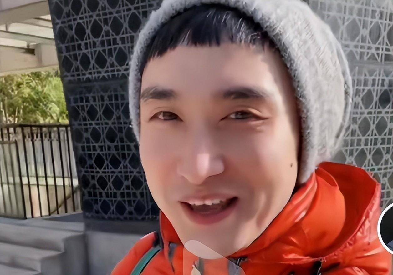 至今未嫁未娶的3位上海籍主持人,才貌双全,最小年纪都40岁_路易_王冠