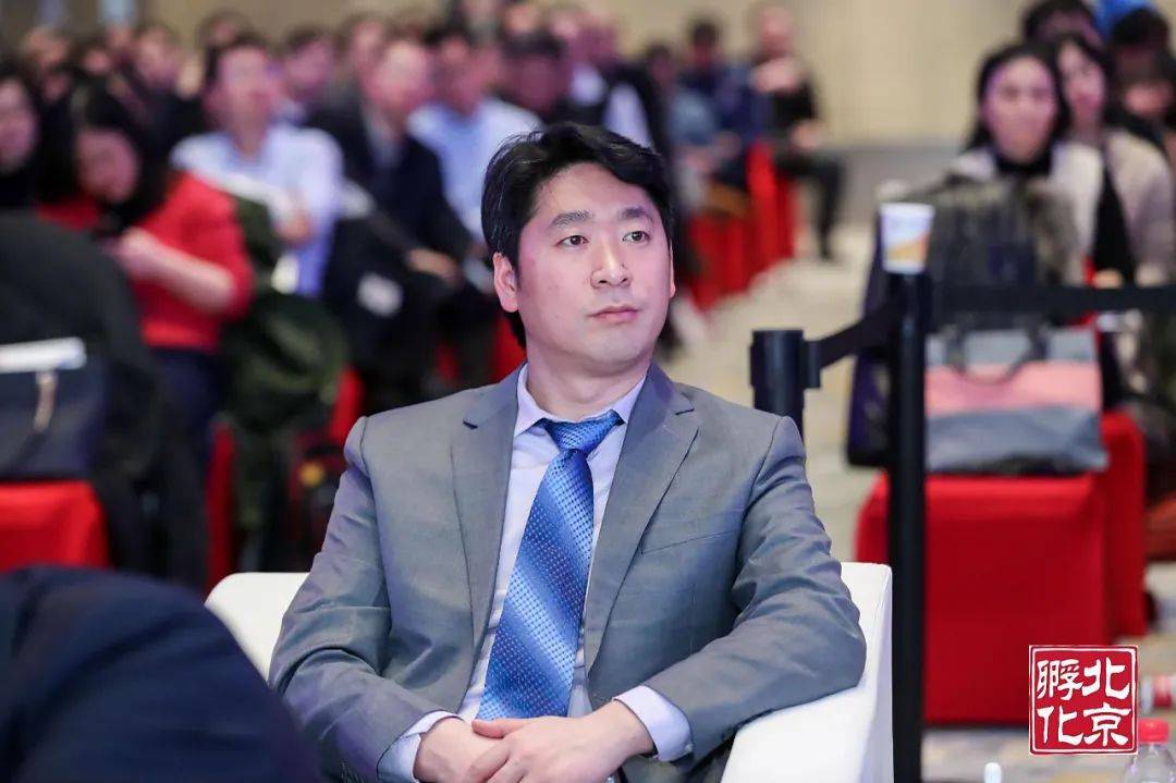 奋斗100|李雷:投资梦想 孵化未来_企业_孵化器_发展