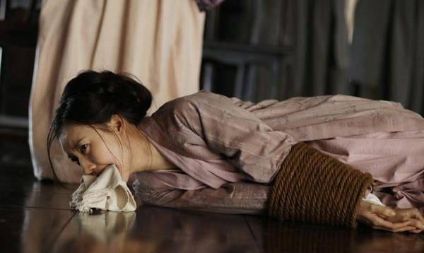 也不是下令让冬荣打板子的盛紘,而是林小娘自己佩服的一个老宫女孔