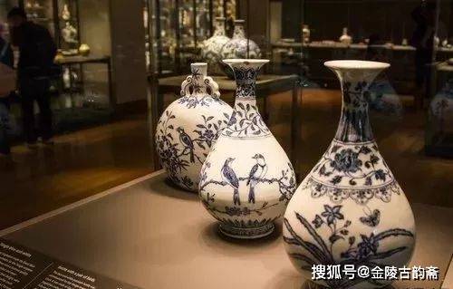 至正元青花龙纹象耳瓶，打破了元代无青花的谣传！_中国_瓷器_大维