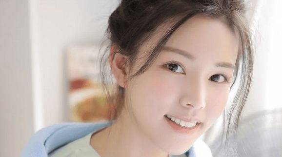 生辰八字看长相,那些人长相秀气?_自然美_桃花_金水