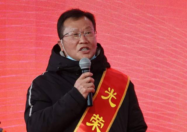 南通市五山小学隆重举行退休教师欢送会_全体_桃李_芬芳