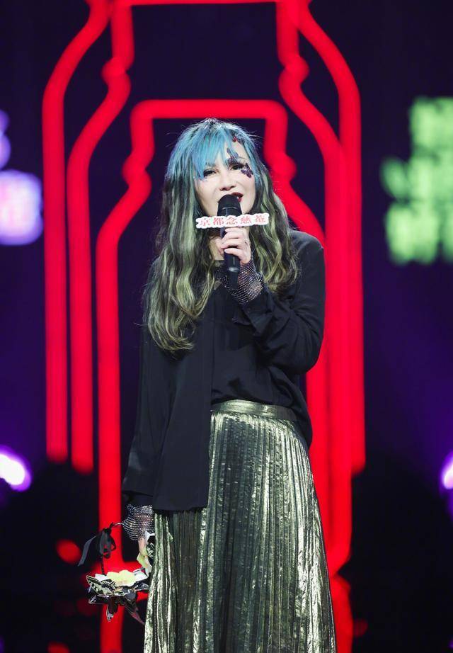 小沈阳王子异何洁刘雪婧罗琦惊艳揭面_面具_一定的_节目