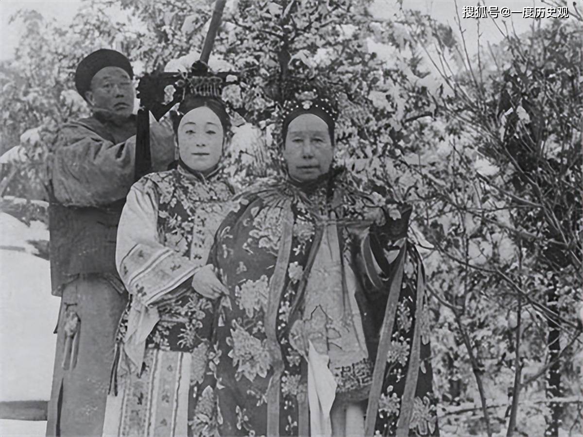 黑白照都难掩其姿色,却被慈禧操控一生_四格_丈夫_自由