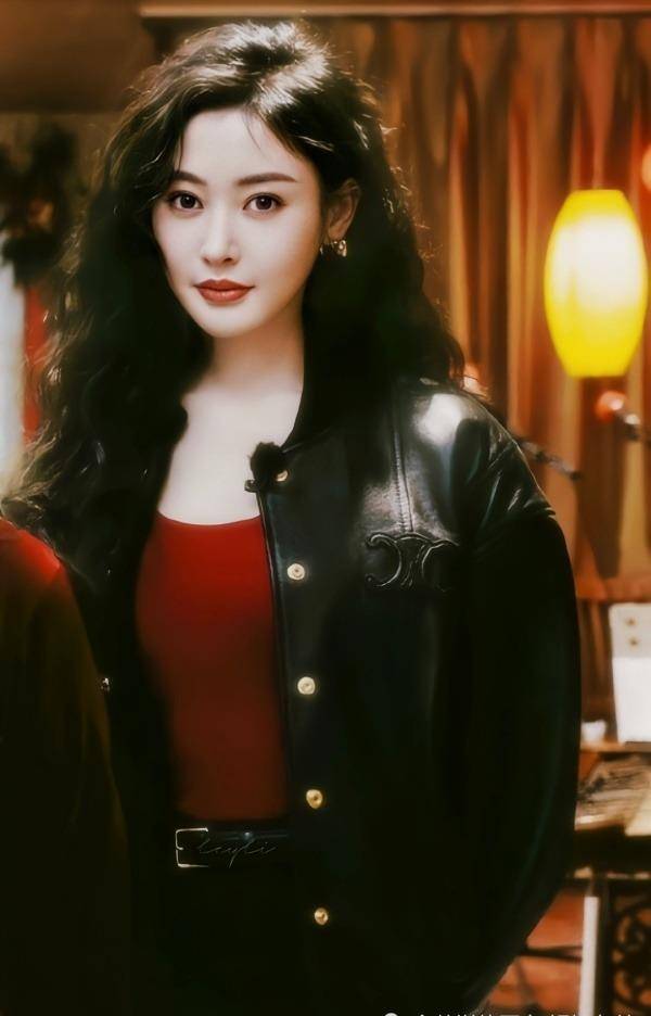 32岁女星张天爱,复古港风惊艳全网,难怪会迷倒万千粉丝!