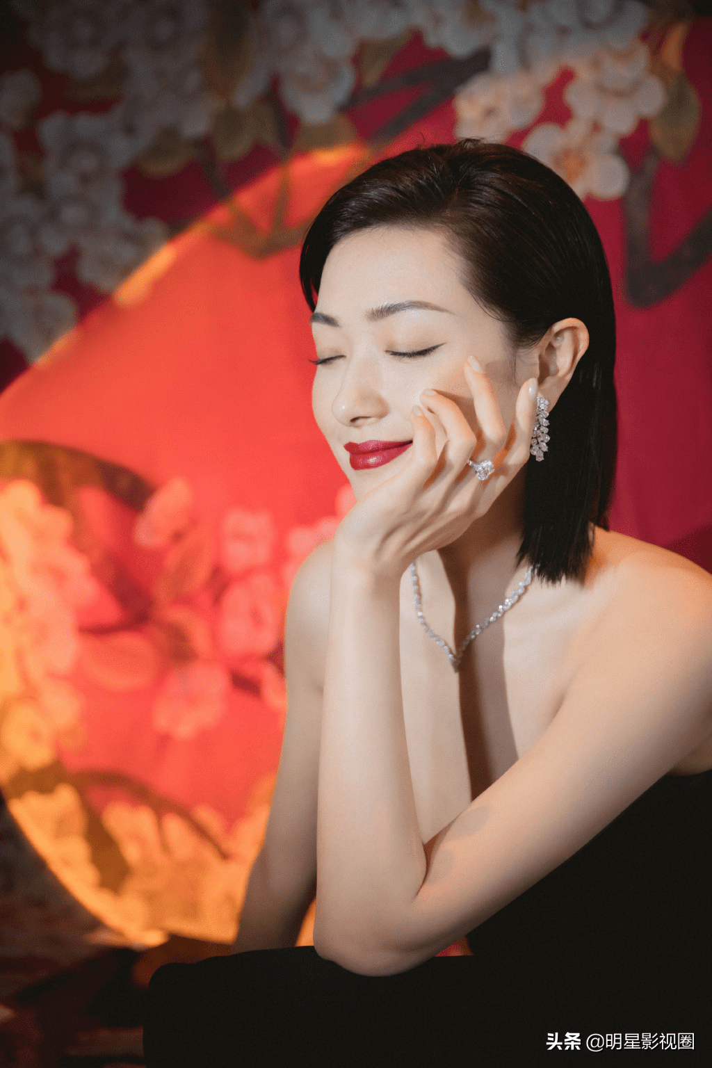 万茜委屈!赖红毯被催,蹭陈坤座位,事实竟是这样的_张雨绮_因为_位置