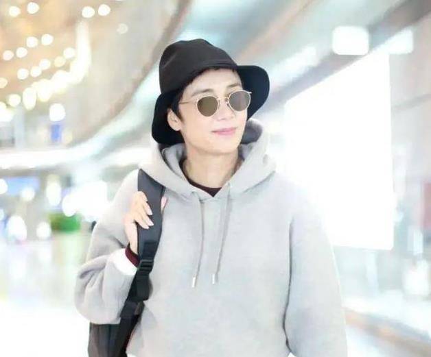 51岁蒋雯丽发福了?