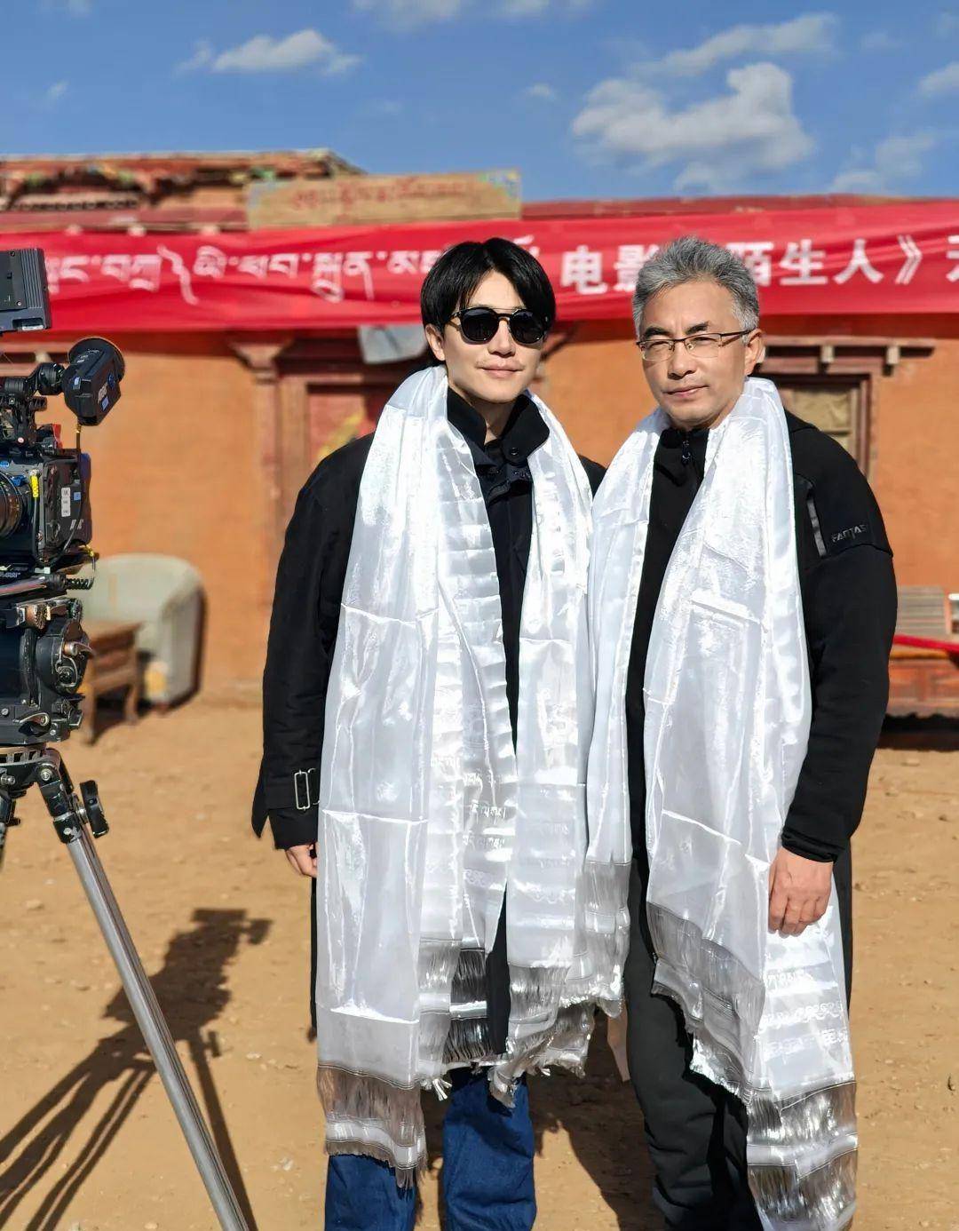 影片集结了众多优秀主创,领衔主演黄轩首度参演万玛才旦导演的电影