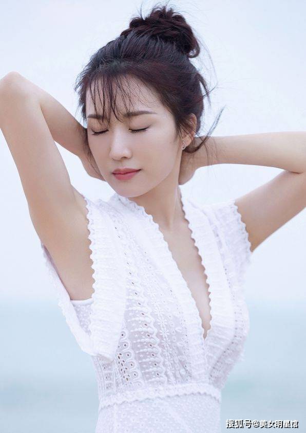 美女明星馆:李念写真赏