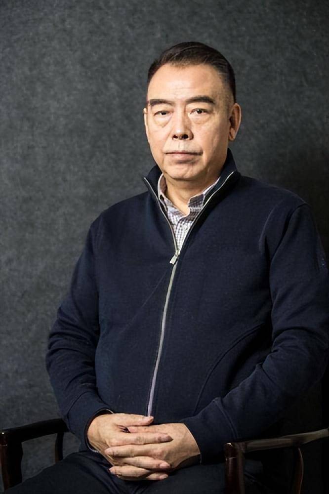 陈凯歌的瓜:娶名门洪晃,与大美女陈红和主持人倪萍深陷情感纠葛_加林