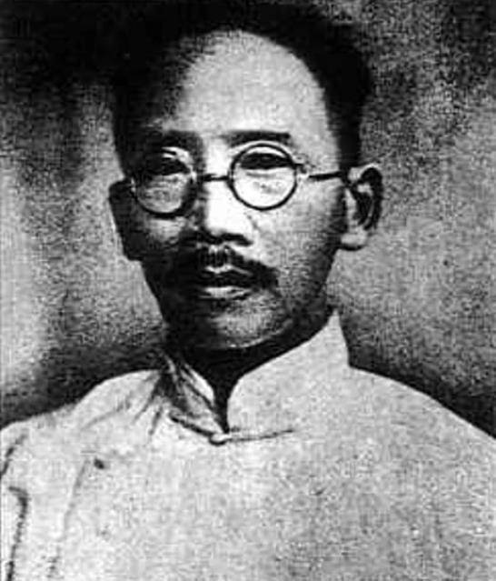 1923年,蔡元培因不满教育总长彭允彝破坏法制的行为,愤而辞职(未得到