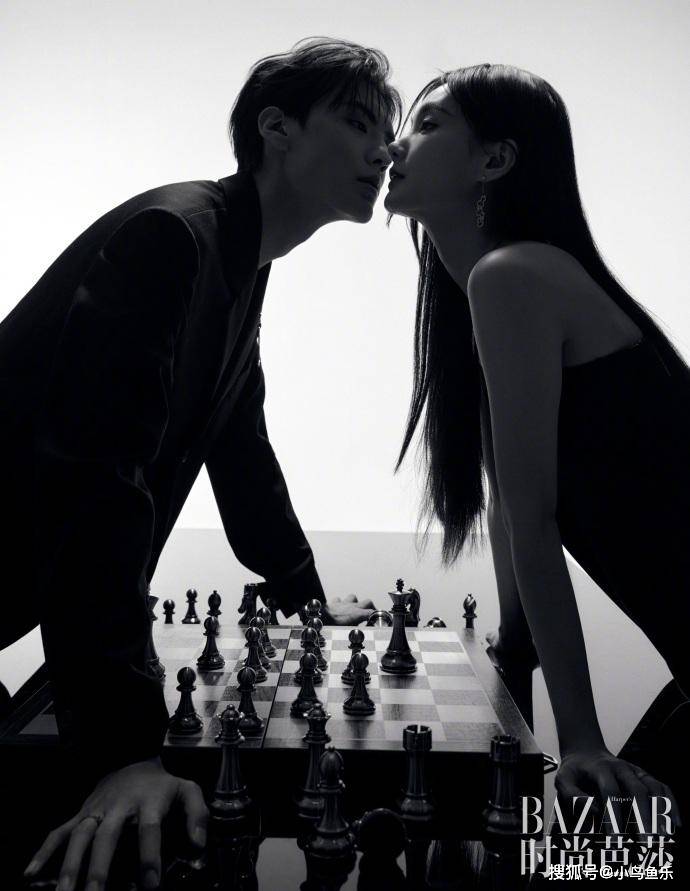 李一桐携男友拍大片!她浓妆红唇妩媚风情,毕雯珺强装大佬却显娘