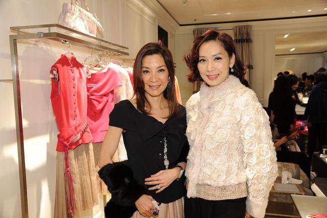 差点成为郑裕彤的"儿媳妇",离开豪门,照样混得风生水起_邝美云_香港