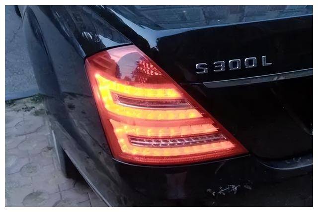 《狂飙》中非常明显的穿帮镜头,导演在糊弄老百姓的智商_江天和_林阿