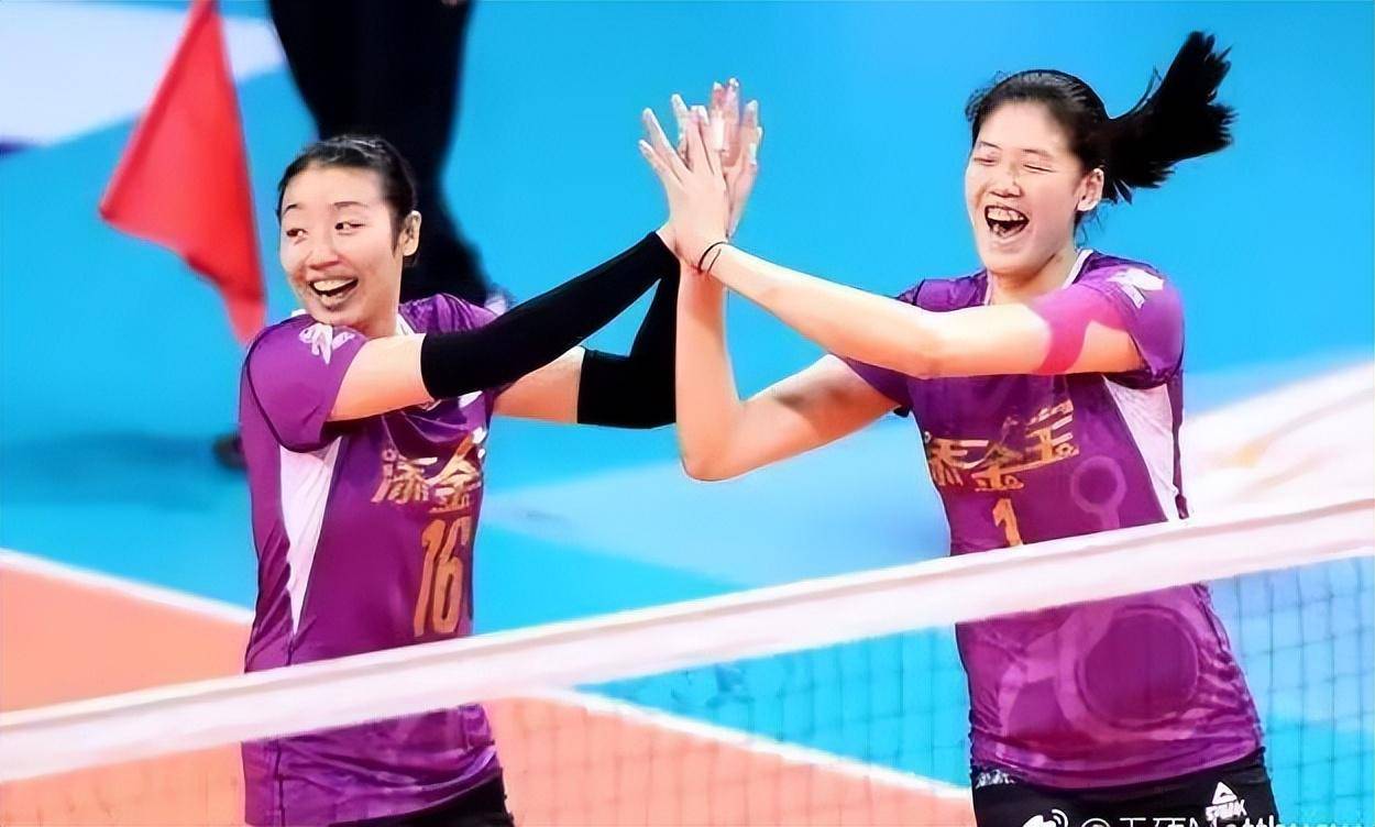 女排名将金软景为抗震募款5亿多元,scandic老板朱婷也表示,_灾区_上海