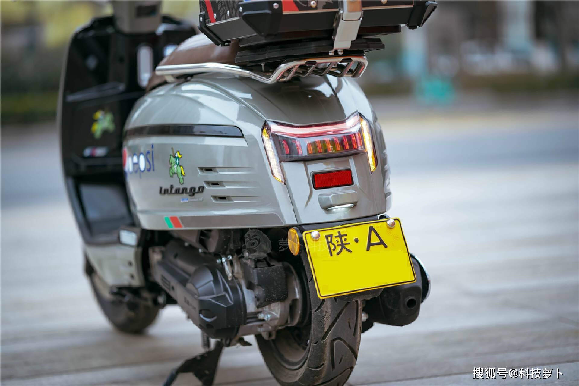 网红复古踏板五本plus探戈,4个优点和4个缺点不吐不快_搜狐汽车_搜狐