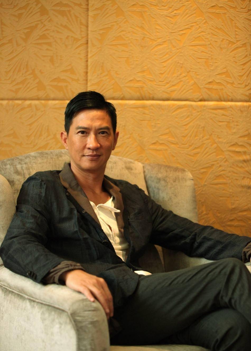 张家辉罕见露面憔悴暴瘦,是身体抱恙,还是为了新戏折腾自己_林超贤