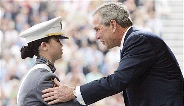 将门之后刘洁:考进西点军校,夺得第一名,美国总统亲自颁奖_中国_训练