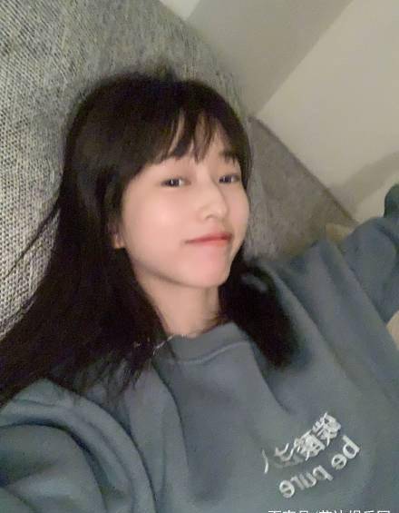 snh48被爆恋爱的张丹三的男朋友居然是有原配女友的,如果真的在团恋爱