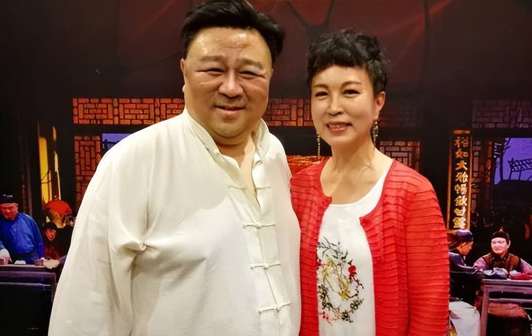 著名演员梁冠华:我这辈子最正确的决定,就是娶了才貌双全的唐烨_女孩