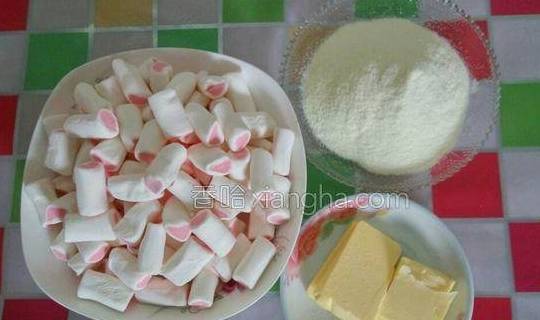 在家里就能做的牛扎糖，过年用它来待客，又喜庆又有面儿(图2)