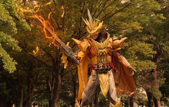 假面骑士圣刃贤人演员详解不拿雷剑原因暗剑是天降属性加童养媳_青梅