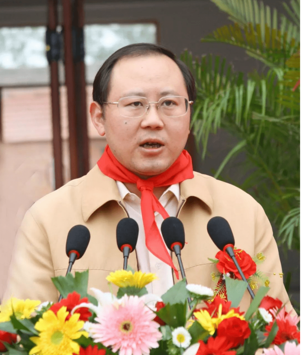 张剑群出生于1972年,是张怀连第四子, 他是富豪榜上的常客,在2019年到