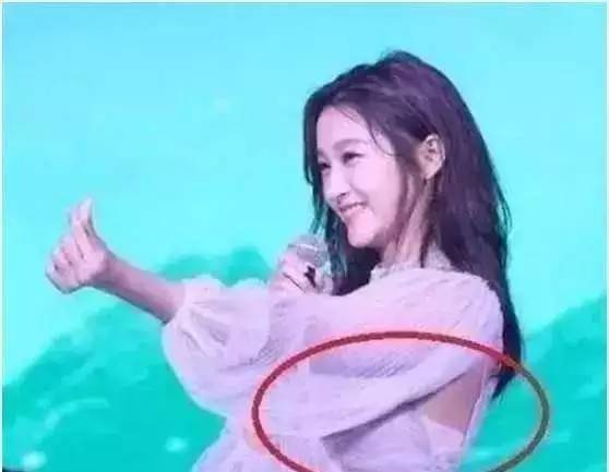 说不拍吻戏要把初吻留给男伴侣的关晓彤,却穿成了如许!